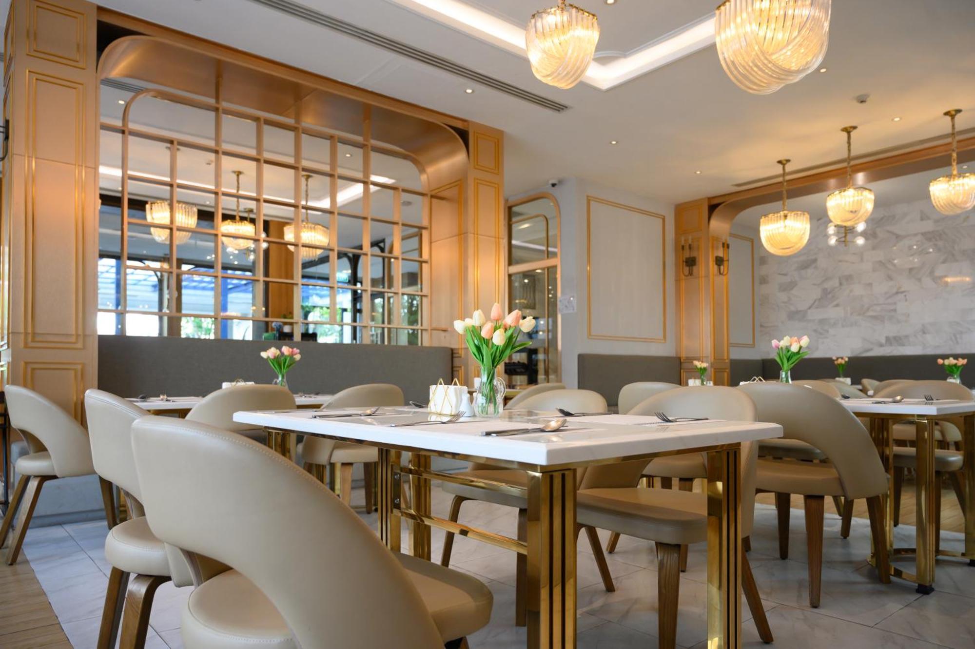 De Princess Hotel Udonthani Bagian luar foto