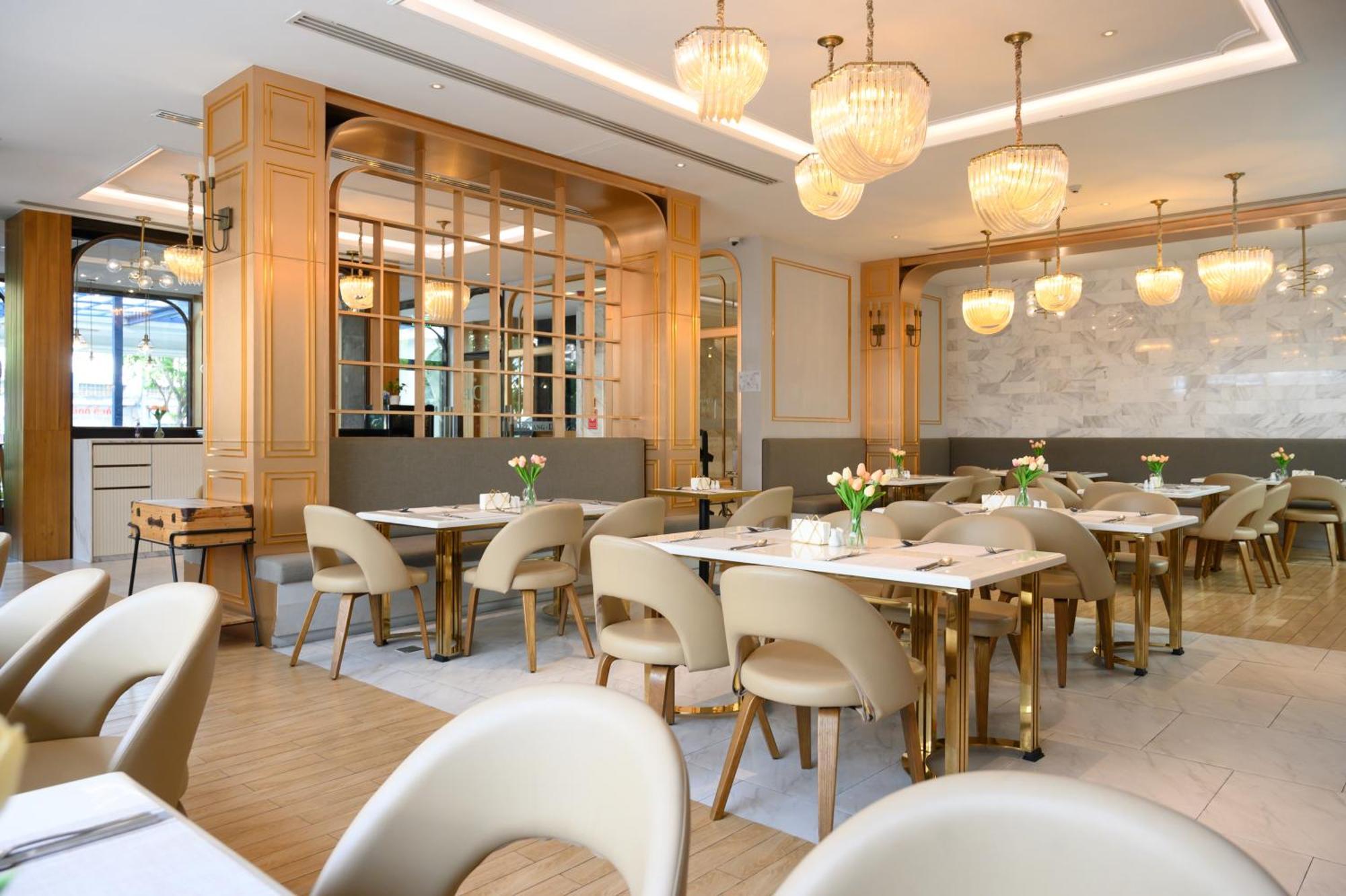De Princess Hotel Udonthani Bagian luar foto